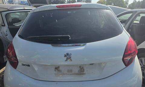 Portón Peugeot 208 STYLE 82CV 60KW