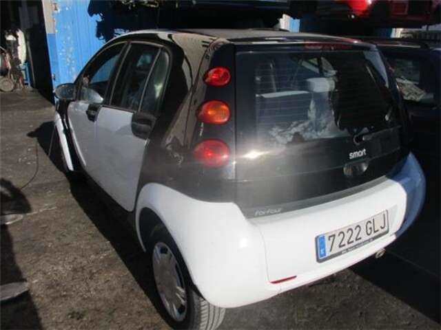 Foto 2ª: Piloto Trasero Izquierdo Smart Forfour 1.1 BÁSICO 55KW (454.030) [1.1 LTR. - 55 KW CAT] [M 134.910]