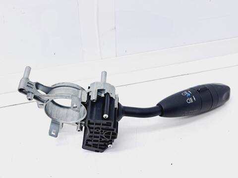 Foto 3ª: Mando Multifuncion Mercedes Clase A 140 A 150 A-EDITION 169.031) 95CV 70KW [266920] (2005)
