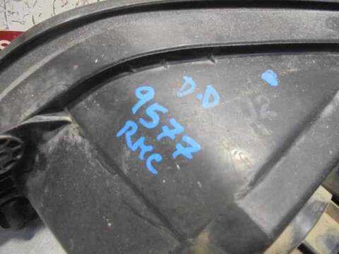 Foto 4ª: Faro Derecho Kia Sorento 2.5 CRDI CONCEPT 140CV 103KW [D4CB] (2006)