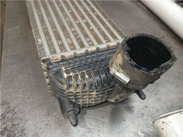 Foto 3ª: Intercooler Citroen C5 2.0 EXCLUSIVE [2.0 LTR. - 103 KW HDI FAP]
