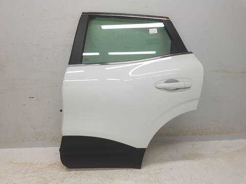 Foto 3ª: Puerta Trasera Izquierda Renault Kadjar EXPERIENCE [K9K648] (2015)