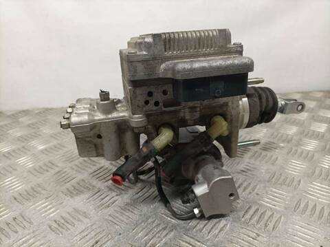 Foto 2ª: Abs Toyota Yaris HSD ACTIVE 75CV 55KW [1NZ] (2015)