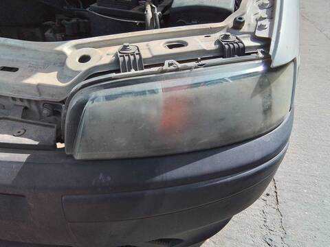 Foto 2ª: Faro Izquierdo Fiat Punto BERLINA 131CV 96KW [188A4.000] (2002)