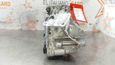 Foto 4ª: Compresor Aire Acondicionado Renault Captur TECHNO 140CV 103KW [H5H 490] (2022)