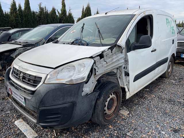 Piloto Trasero Izquierdo Peugeot Partner 1.6 HDI 75cv