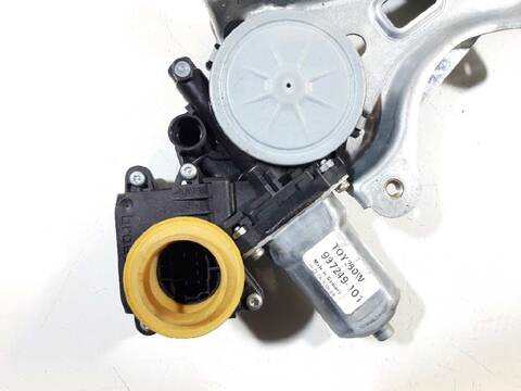 Foto 3ª: Elevalunas Eléctrico Delantero Izquierdo Toyota Corolla 2.0 TD CAT 90CV 66KW [1CDFTV] (2001)