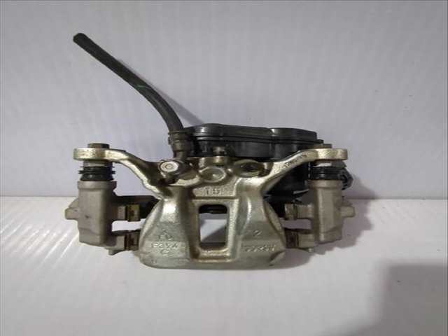 Foto 2ª: Pinza Freno Trasera Izquierdo Toyota Yaris 1.5 HYBRID MXPH11) 92CV [M15A-FXE] (2020)