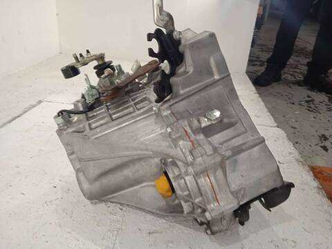 Foto 3ª: Caja Cambios Toyota Aygo 1.0 CAT 69CV 51KW [1KRFE] (2016)