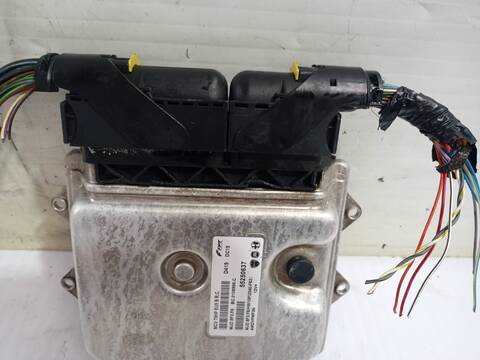 Foto 3ª: Centralita Motor ECU Peugeot Bipper BASIS 75CV 55KW (2013)