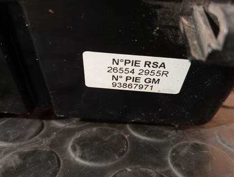 Foto 3ª: Piloto Trasero Derecho Renault Trafic L1H1 2 7T 120CV (2014)