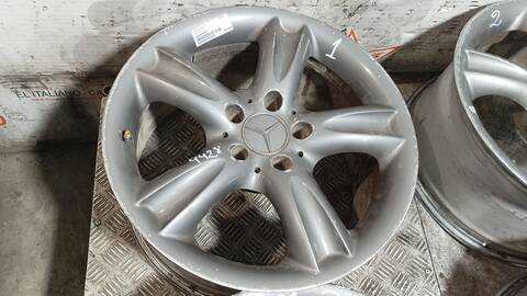 Foto 3ª: Juego LLantas Mercedes Clase C 160 200 COMPRESSOR 209.342) COUPE 163CV 120KW [M271940] (2003)