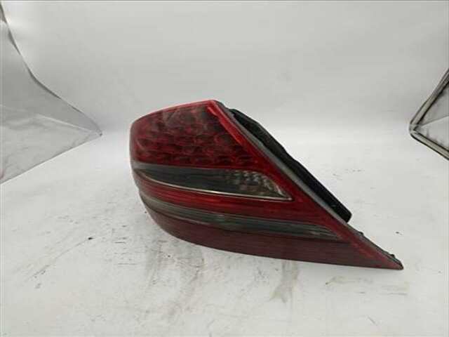 Foto 2ª: Piloto Trasero Izquierdo Mercedes Clase E 180 3.2 E 320 CDI (211.026) [3.2 LTR. - 150 KW CDI CAT]