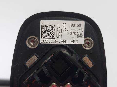 Foto 2ª: Antena Volkswagen Polo ADVANCE BLUEMOTION 90CV 66KW [CUSB] (2014)