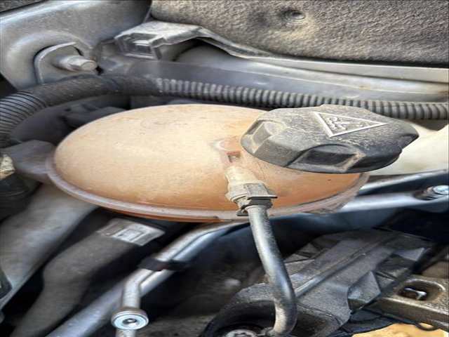 Deposito Expansion Peugeot 2008 STYLE 82CV 60KW