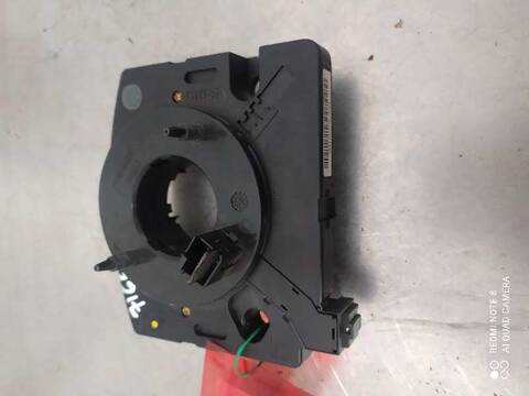 Foto 2ª: Anillo Airbag Volkswagen Passat COMFORTLINE BERLINA 102CV 75KW [ALZ] (2001)