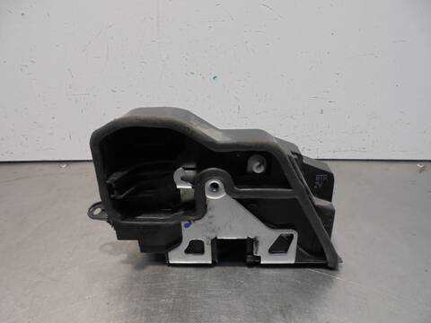 Foto 4ª: Cerradura Puerta Delantera Derecha Bmw Serie 1 114 2.0 16V BERLINA 143CV 105KW [N47D20C] (2010)