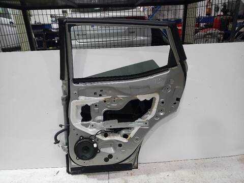 Foto 2ª: Puerta Trasera Derecha Nissan Qashqai ACENTA 116CV [HRA2DDT] (2013)