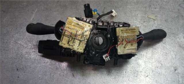 Foto 3ª: Mando Multifuncion Renault Captur 0.9 DYNAMIQUE [0.9 LTR. - 66 KW TCE ENERGY] [H4BB408]