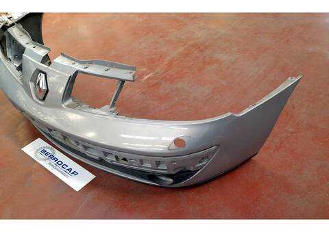 Foto 2ª: Paragolpes Delantero Renault Espace 2.2 DCI TD 150CV 110KW [D/ G9T K7] (2005)