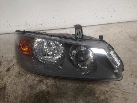 Faro Derecho Nissan Almera QG15