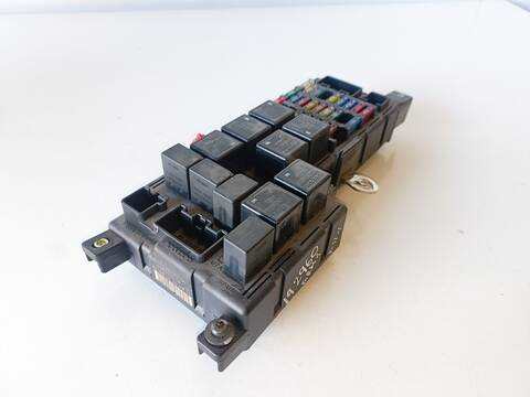Foto 2ª: Caja Reles Fusibles Volvo S80 2.5 D 140CV (1999)