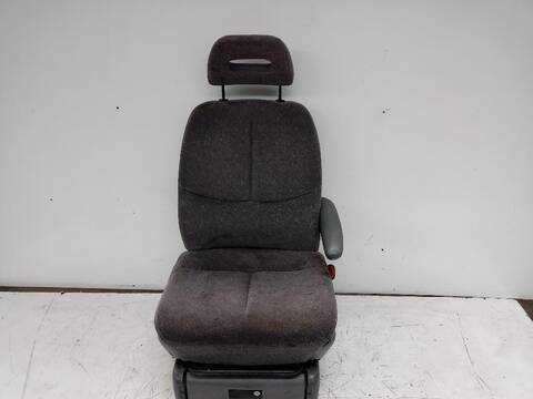 Asiento Delantero Derecho Chrysler Voyager 2.5 TD FAMILY 116CV