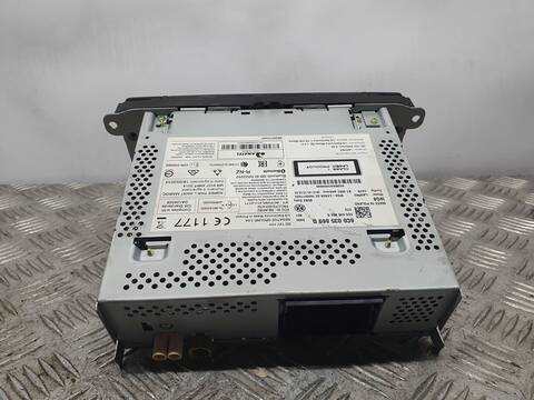 Foto 2ª: Sistema GPS Volkswagen Polo BLUEMOTION 75CV 55KW [CUS] (2016)