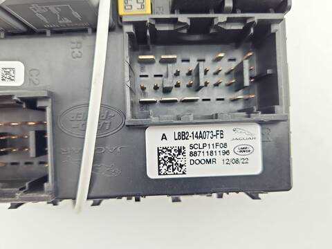 Foto 2ª: Caja Reles Fusibles Land Rover Defender D250 MHEV 4X4 249CV 183KW [DT306] (2022)