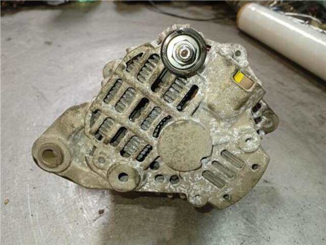 Foto 3ª: Alternador Ford Ranger 2.5 CABINA DOBLE XLT LIMITED 4X4 [2.5 LTR. - 105 KW TDCI CAT]