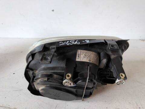 Foto 1ª: Faro Izquierdo Volkswagen Golf BERLINA 1.9 TDI 90CV (2000)