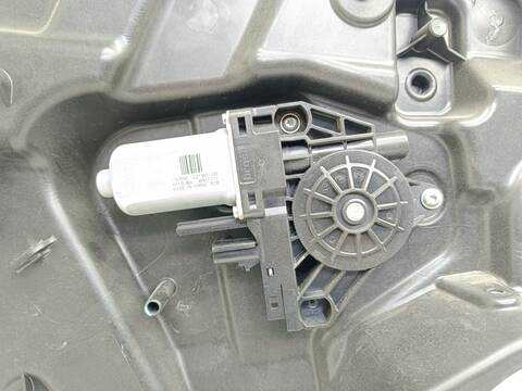 Foto 3ª: Elevalunas Manual Trasero Izquierdo Fiat Freemont URBAN 170CV 125KW [939B5000] (2013)