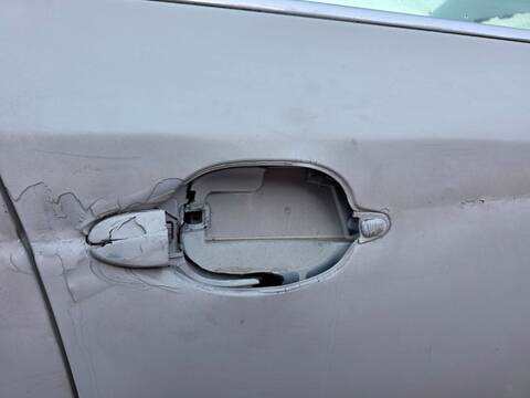 Foto 2ª: Puerta Delantera Derecha Bmw Serie 5 518 M57306D2 BERLINA (2003)