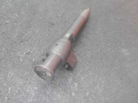 Foto 2ª: Inyectores Ford Mondeo 2.0 TDCI HATCHBACK 150CV 110KW [T7CA,T7CC,T7CD,T7CE,T7CF,T7CN,T7CP,T7CQ] (2015)