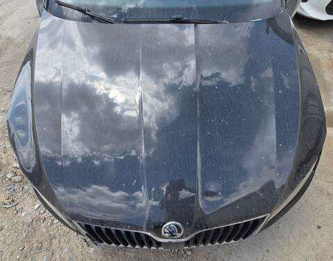 Capot Skoda Superb ACTIVE BERLINA
