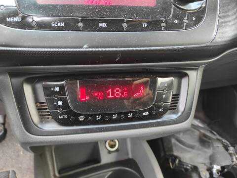 Mando Climatizador Seat Ibiza CAYB