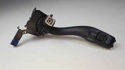 Mando Multifuncion Audi A3 1.9 TDI AMBIENTE 105CV 77KW