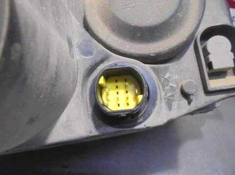 Foto 4ª: Faro Izquierdo Fiat Punto 1.2 8V BERLINA 60CV 44KW [188A4000] (1999)