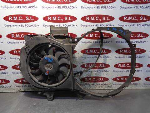 Foto 1ª: Electroventilador Aire Acondicionado Audi A4 1.9 TDI 96KW) BERLINA 130CV [AWX] (2001)