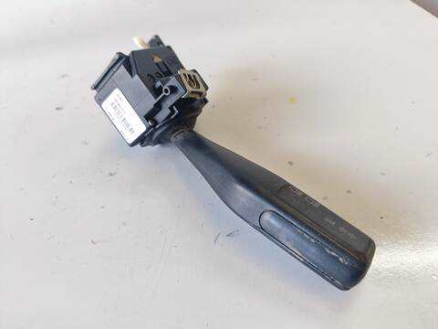 Foto 2ª: Mando Luces Volkswagen Golf HIGHLINE 1 16V FSI 116CV (2003)