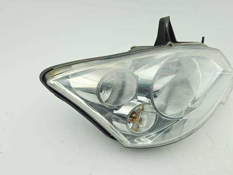 Foto 2ª: Faro Derecho Mercedes Vito 110 CDI 639.601 639.603 639.605) 95CV 70KW FURGONETA [OM 651.940] (2014)