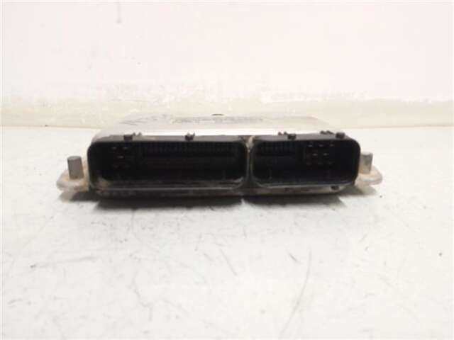 Foto 2ª: Centralita Motor ECU Audi A3 1.9 TDI AMBIENTE [1.9 LTR. - 66 KW TDI]