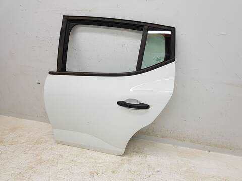 Foto 3ª: Puerta Trasera Izquierda Dacia Sandero ESSENTIAL (2022)