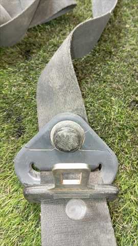 Foto 4ª: Cinturón Delantero Derecho Nissan Patrol 3.3 D SD33 ML-6 (1989)