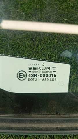 Foto 3ª: Luna Delantera Derecha Suzuki Vitara 2.0 HDI REG 1048* 5P [D/RHY] (2003)