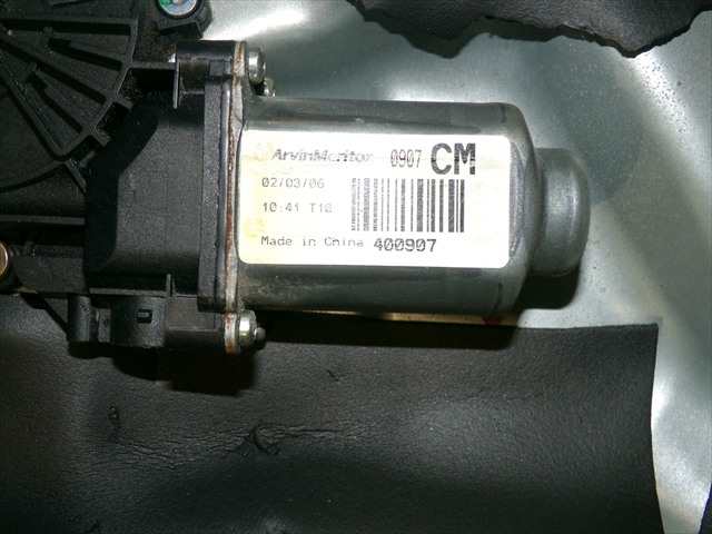 Foto 3ª: Elevalunas Eléctrico Delantero Izquierdo Hyundai Santa Fe 2.2 CRDI 2006-2009 [D4EB] (2006)