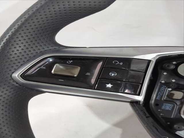 Foto 3ª: Volante Mg ZS 1.5 VTI 106CV 78KW [15S4C,G15D] (2025)