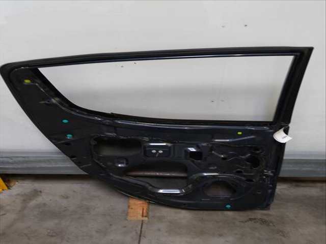 Foto 2ª: Puerta Trasera Izquierda Mitsubishi L200 167 CV 123KW [4D56]