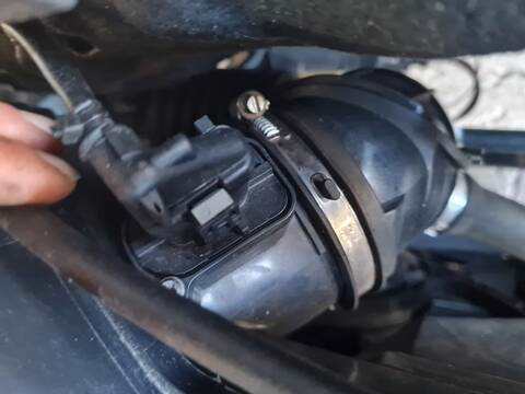 Foto 1ª: Caudalimetro Bmw Serie 3 315 320D 184CV 135KW [N47D20C] (2013)