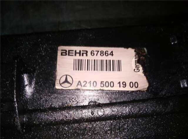 Foto 1ª: Intercooler Mercedes Clase E 180 E 270 CDI (210.016) [OM 612.961]